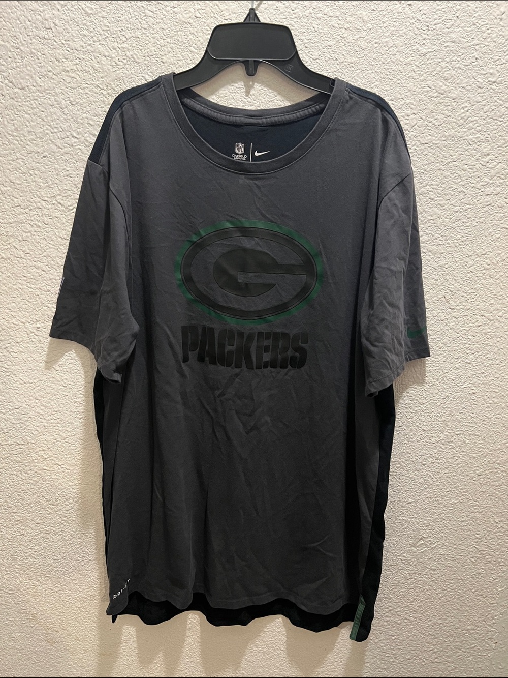Nike Black Gray Packers Short Sleeve Tee with Green Logo